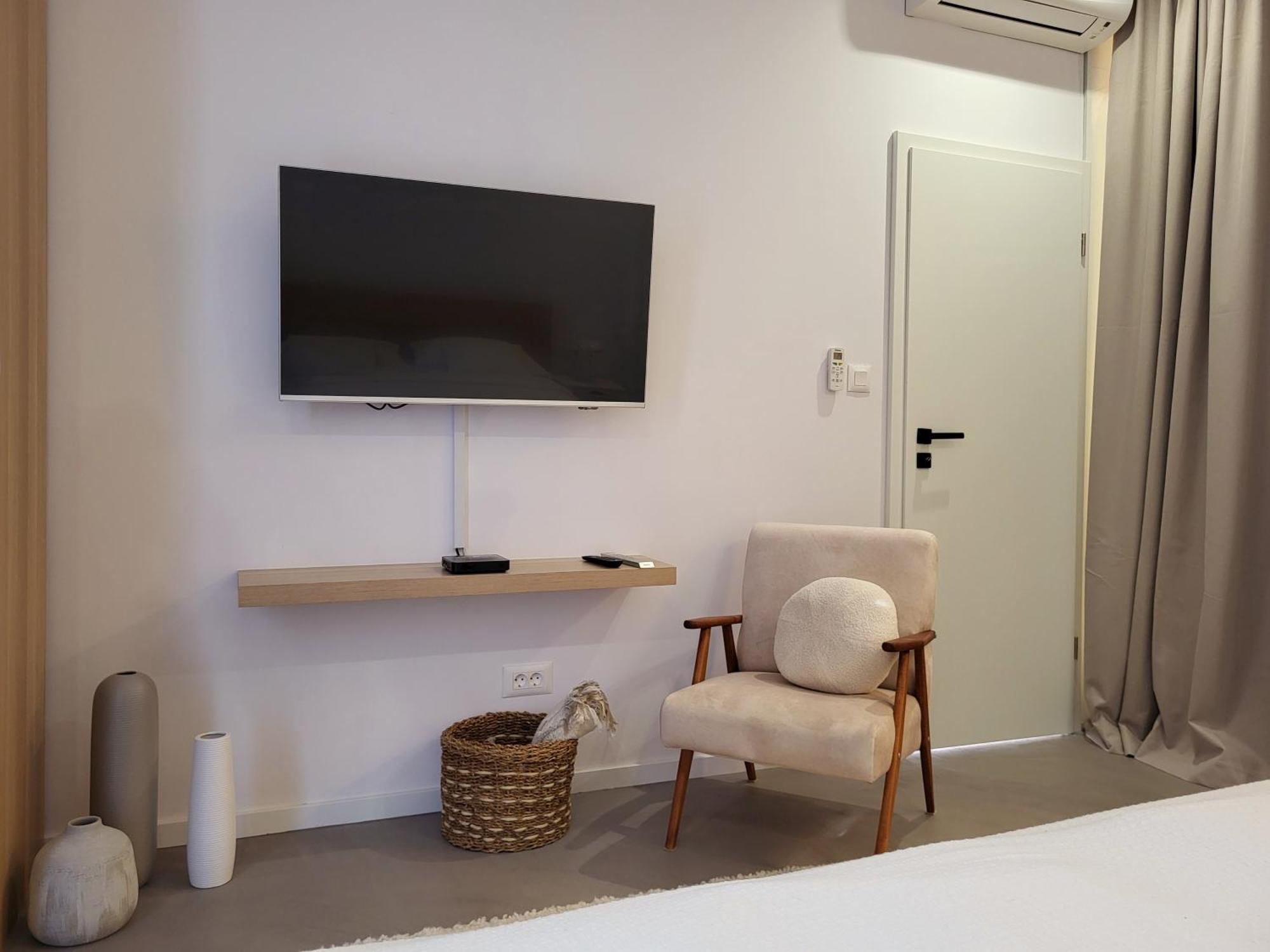 Firefly Luxury Apartment With Private Whirlpool Zára Kültér fotó